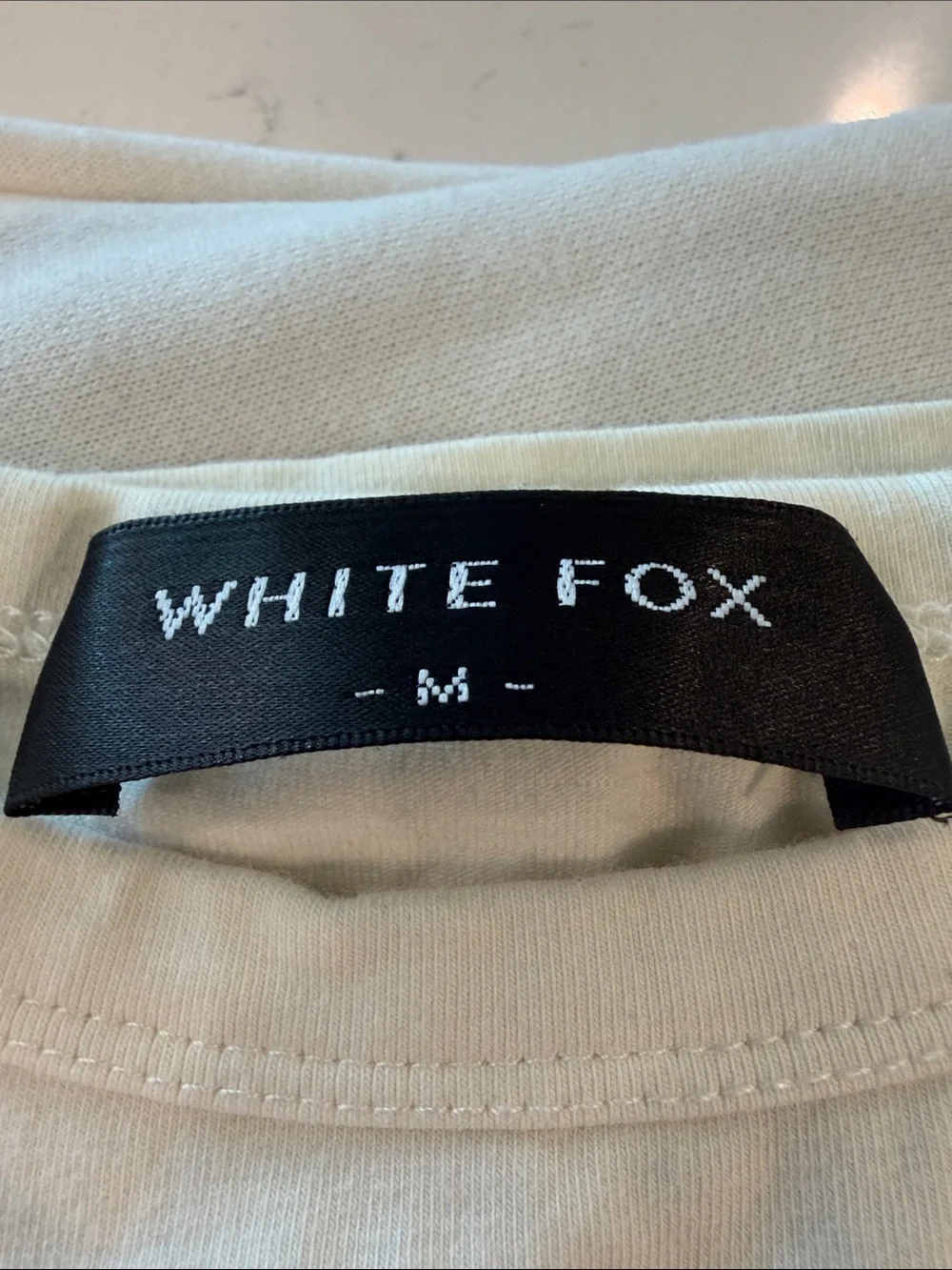 White Fox Set- Size M - Picture 5 of 8